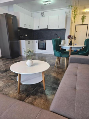 EverGreen Apartment
